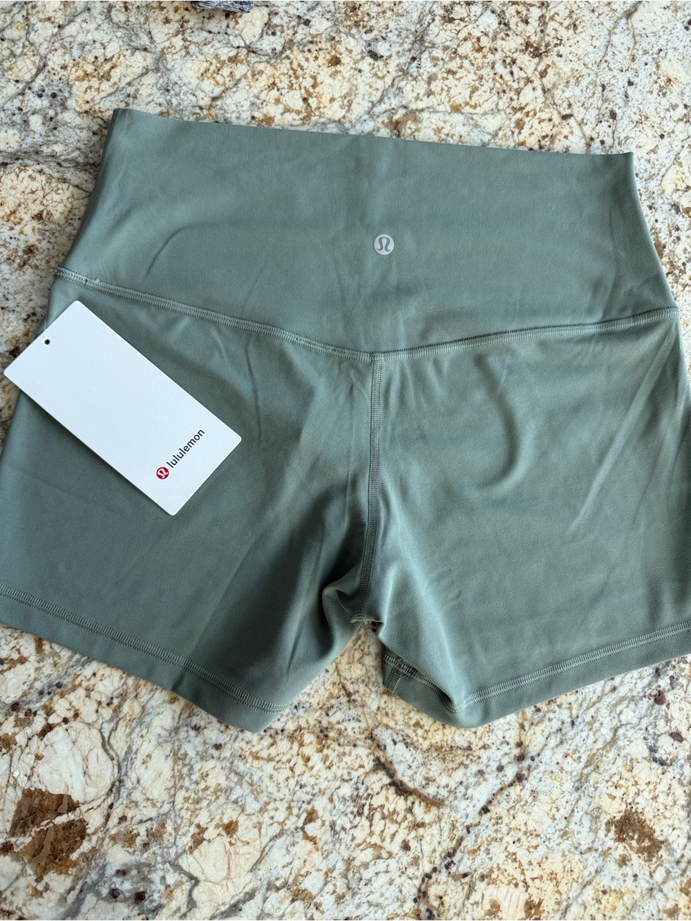 Lululemon Align High-Rise Short 4" Willow Green Size 12 NWT 💚